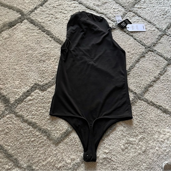 Express bodysuit black Cody contour one shoulder twist compression XS New - Picture 12 of 13